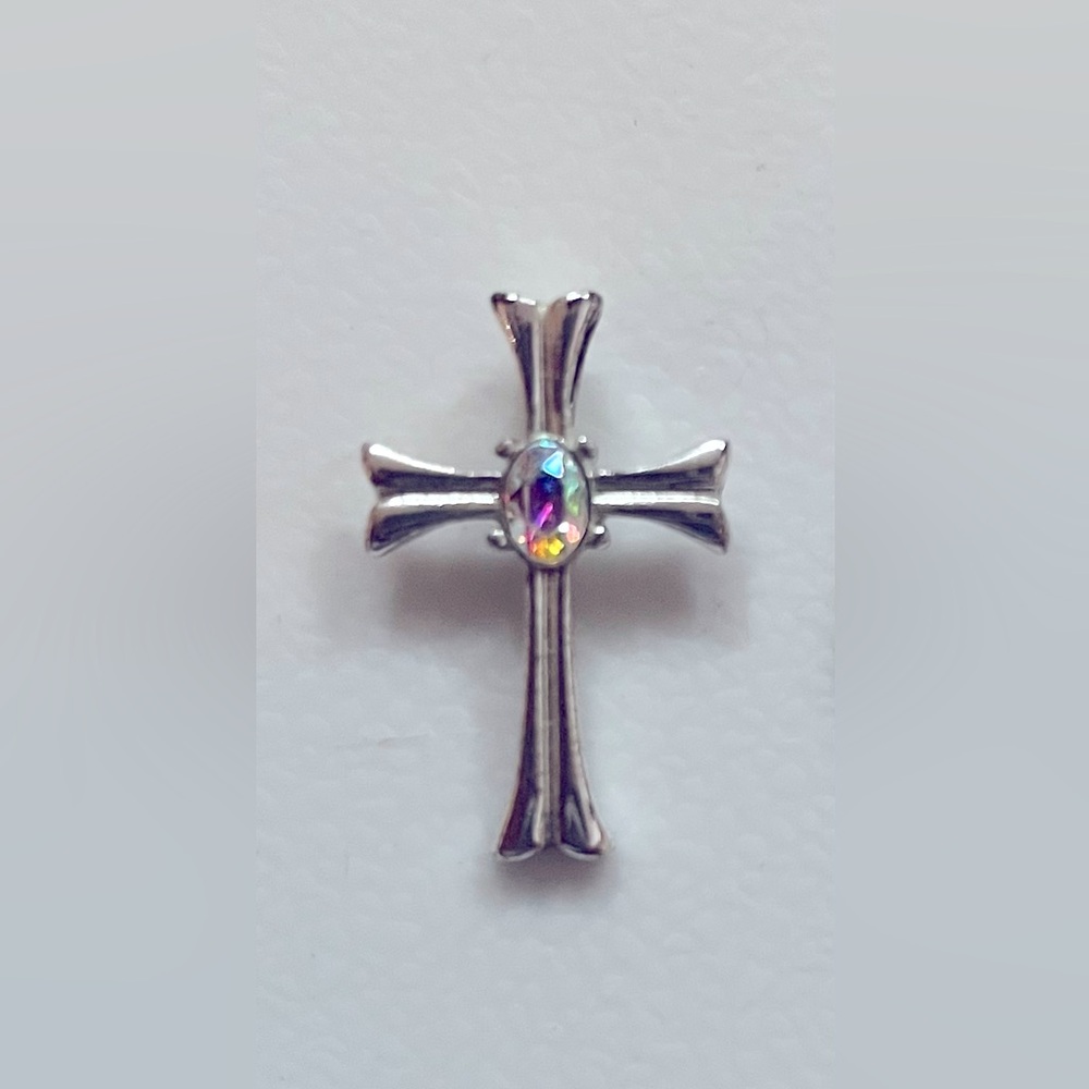 Vintage Elegant Silver Cross Pendant Necklace